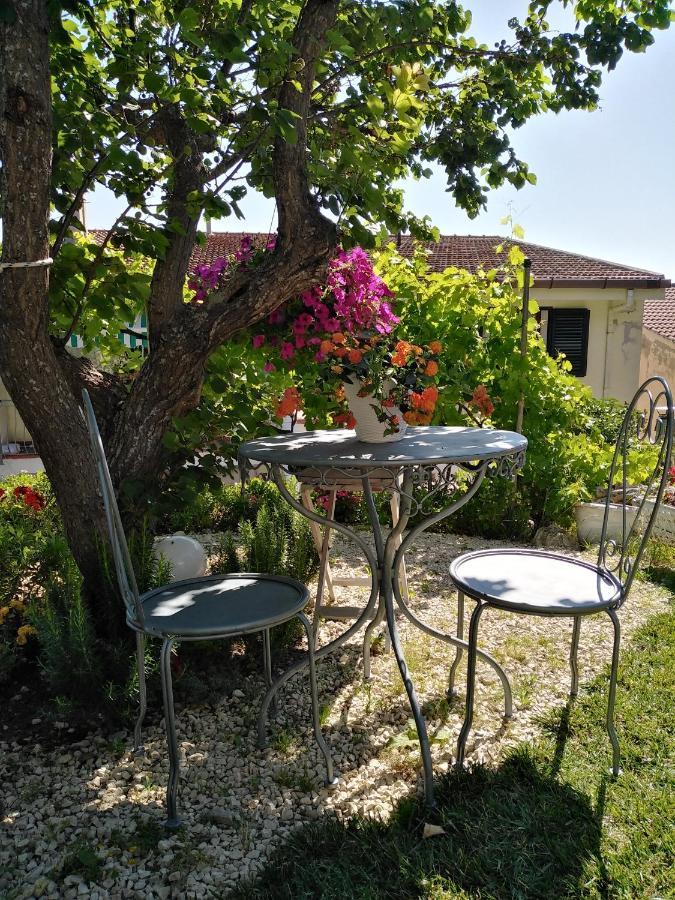 Nonna Dora Bed & Breakfast Muros Luaran gambar